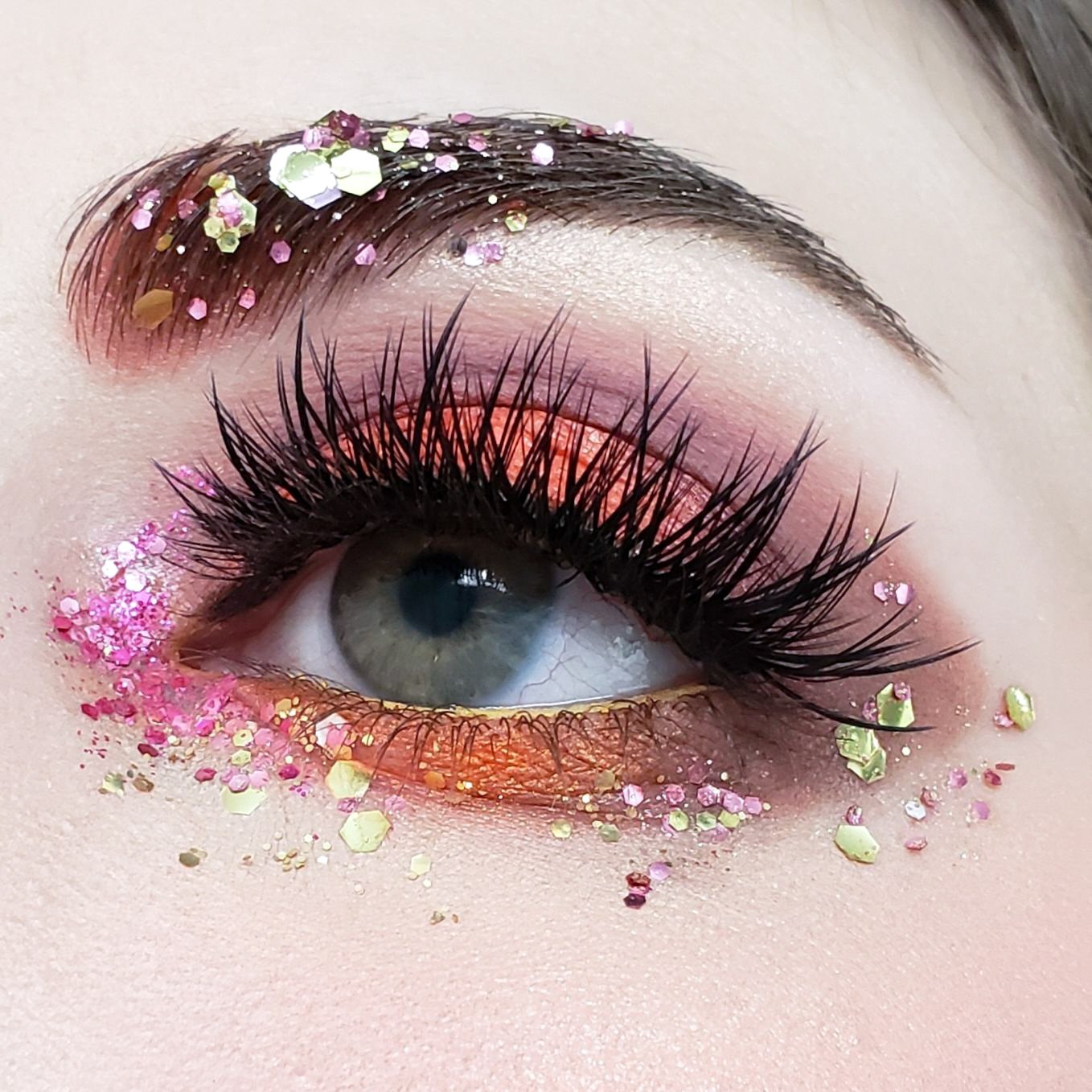 Crown Pro Eyeshadow Golden Peach Collection CP15 - Crown