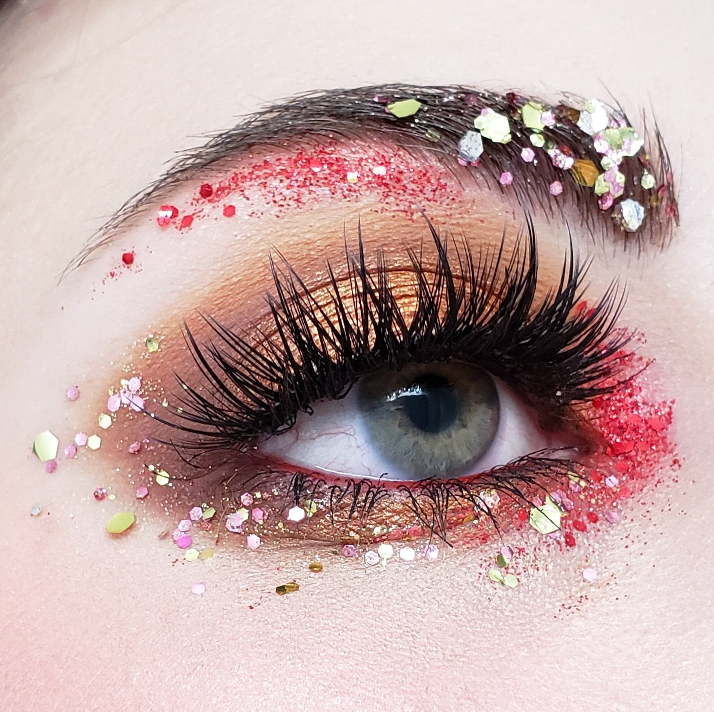 35 Color Scandalous Eyeshadow Collection 35SN - Crown