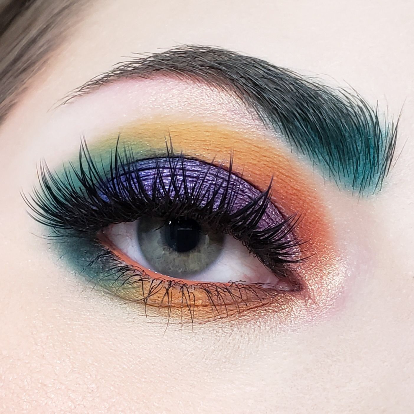 35 Color OMG Eyeshadow Collection - Crown