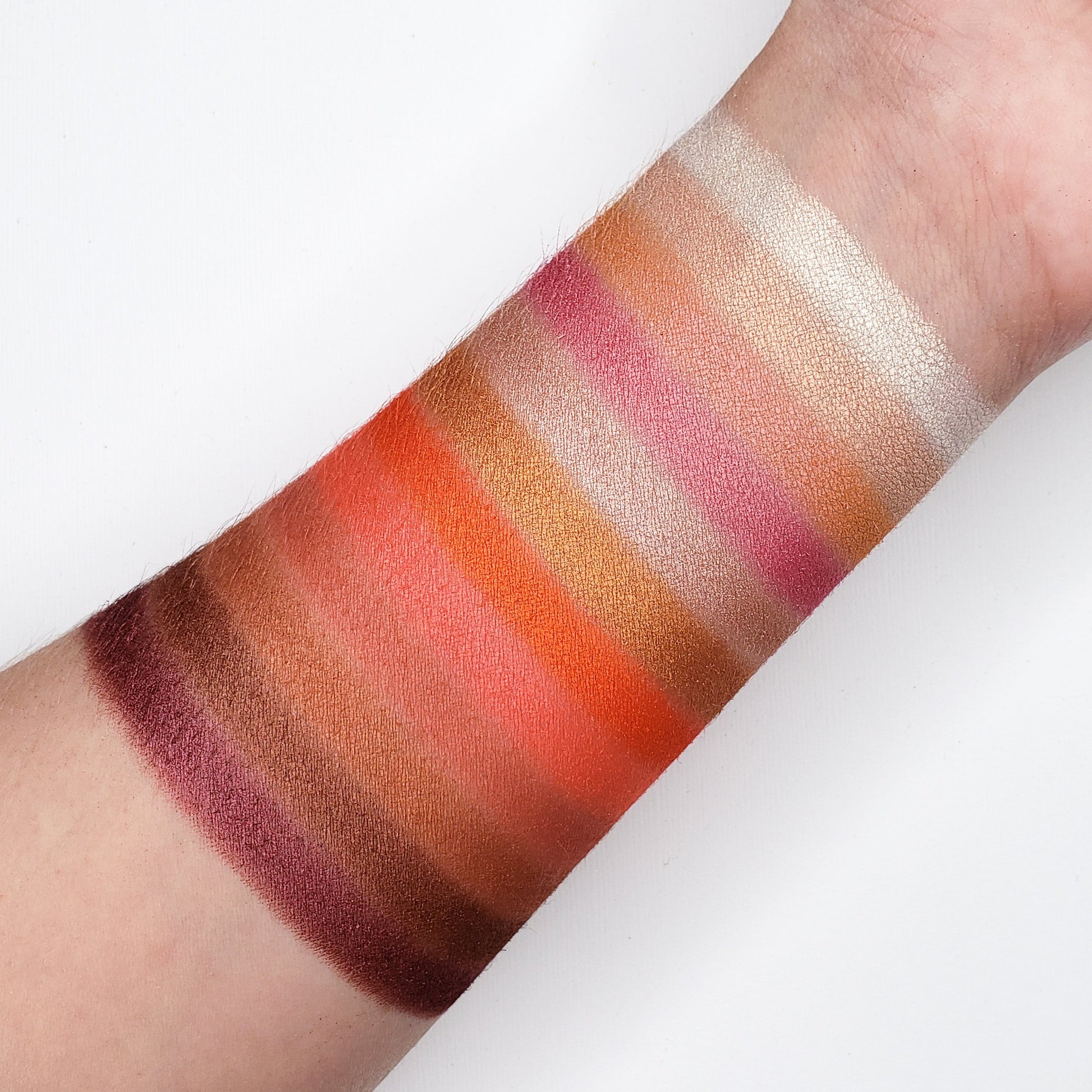 Crown Pro Eyeshadow Golden Peach Collection CP15 - Crown