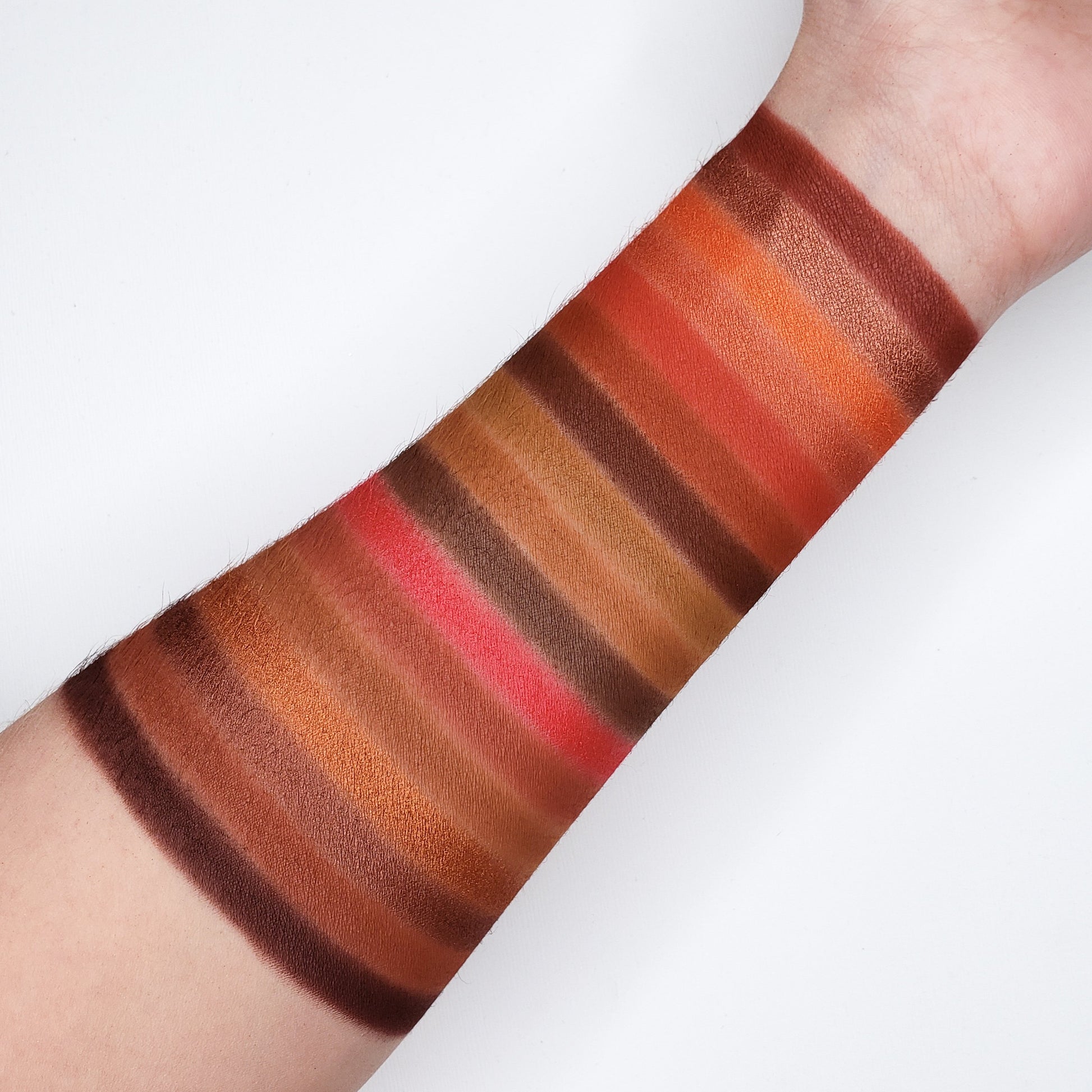 35 Color Scandalous Eyeshadow Collection 35SN - Crown