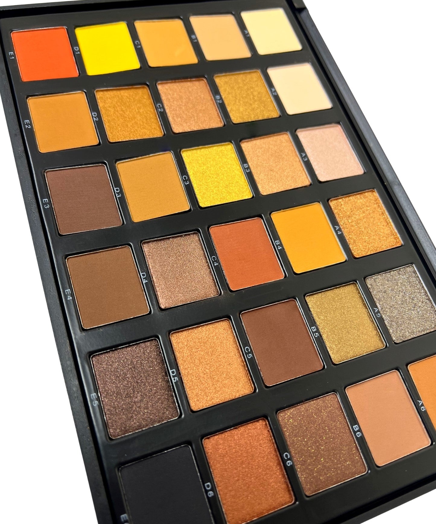 EARTH EYESHADOW PALETTE 30EC