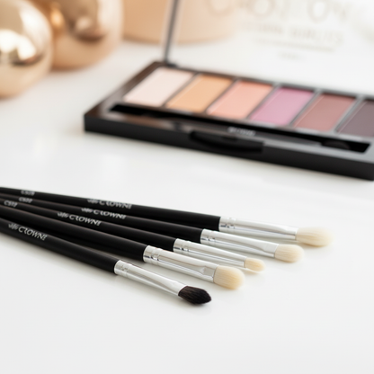 5 PC CROWN PRO EYE SET lifestyle image