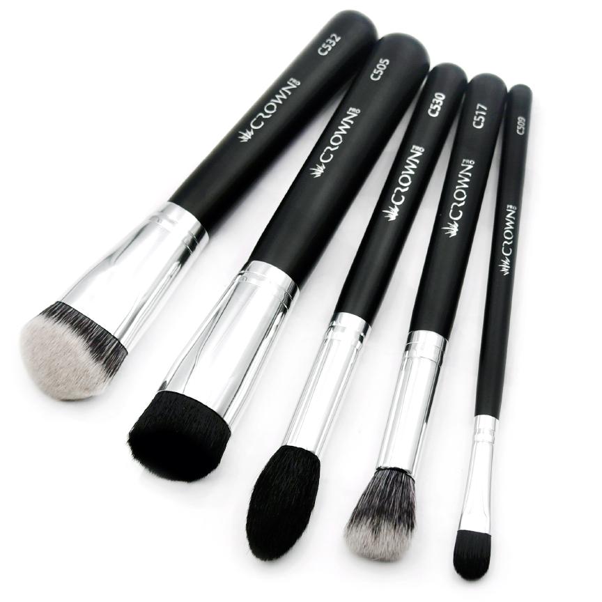 Brochas crown online